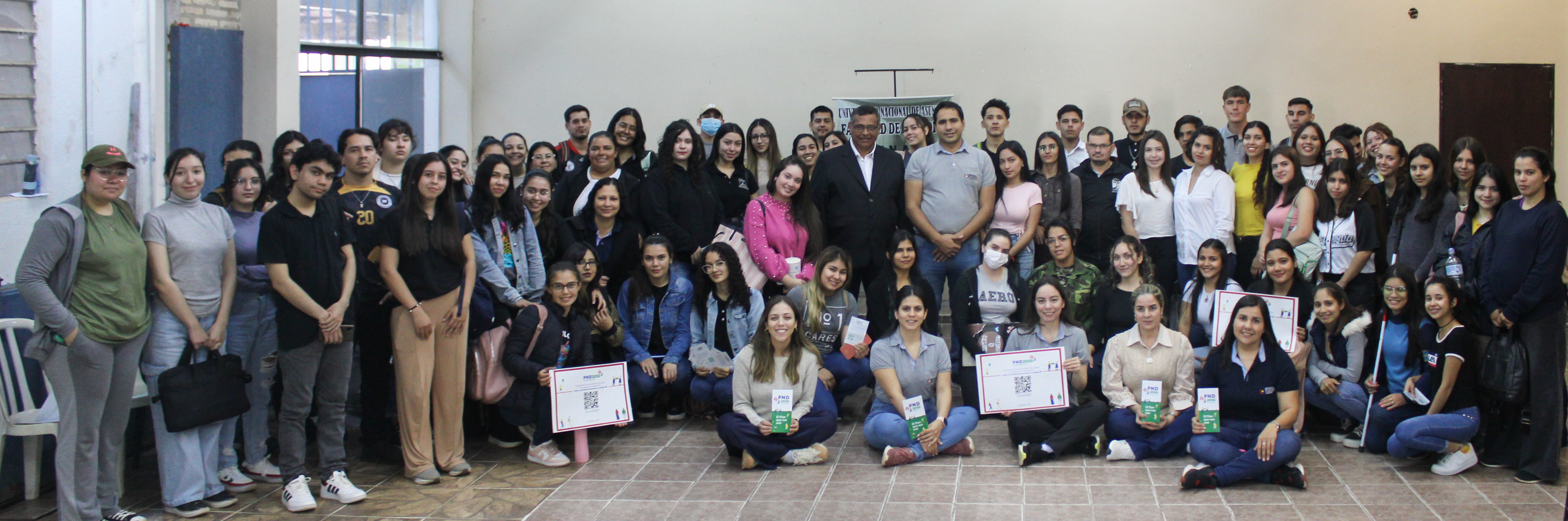 Encuentro con universitarios-Paraguari
