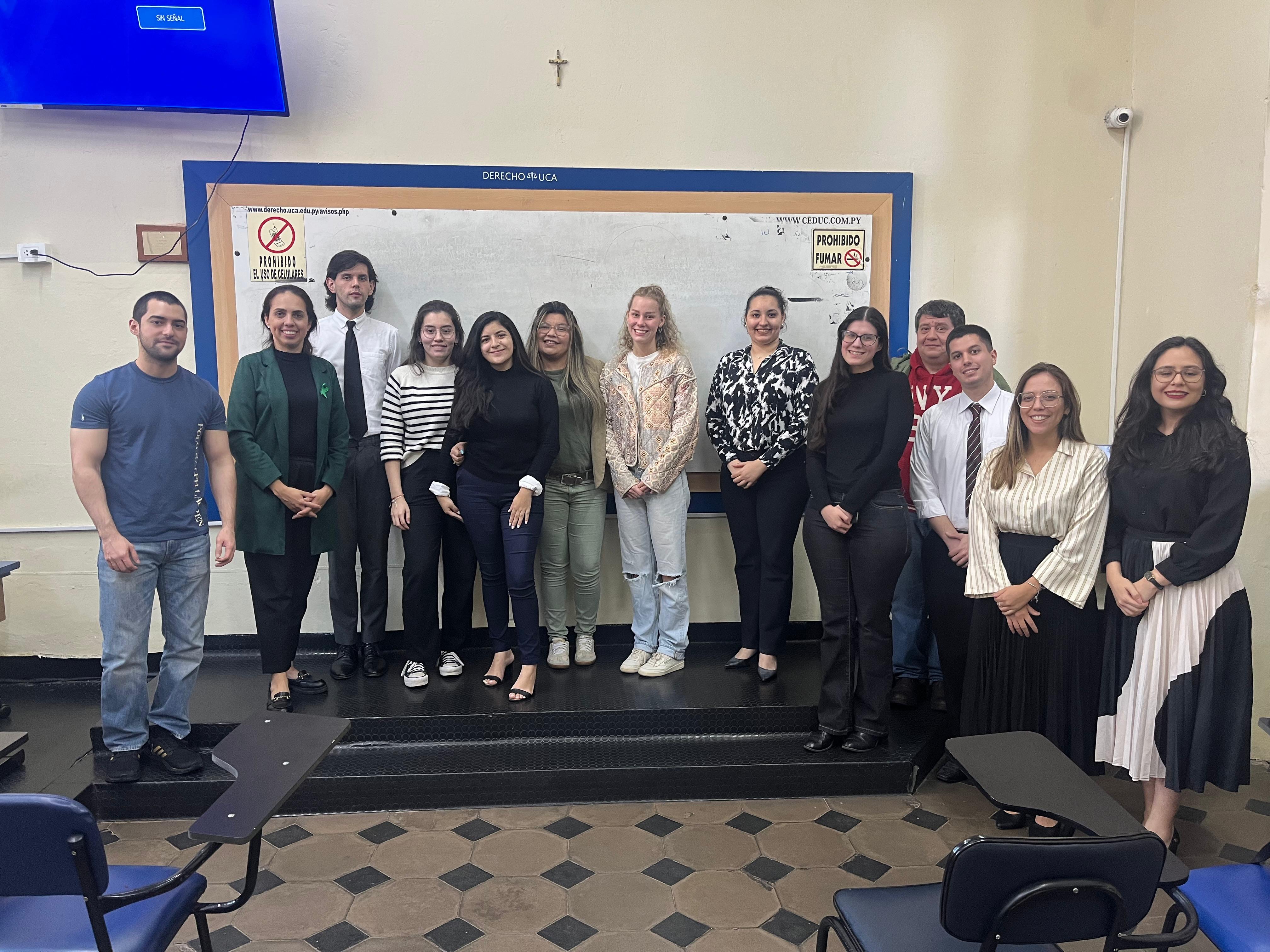 Encuentro con Universitarios-UCA