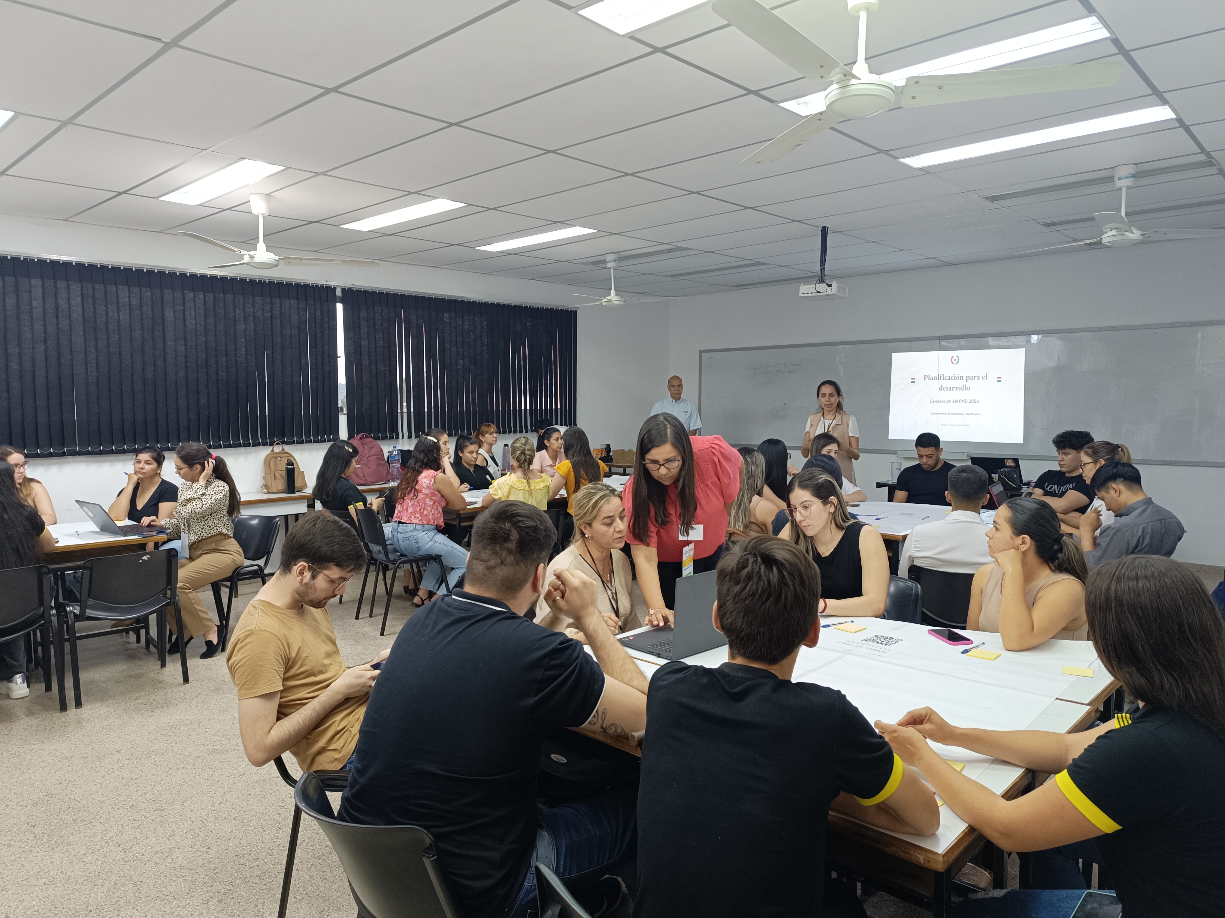 Grupo Focal con Universitarios - Región Centro
